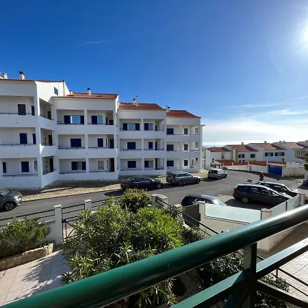 Yellow House Holiday home Ericeira
