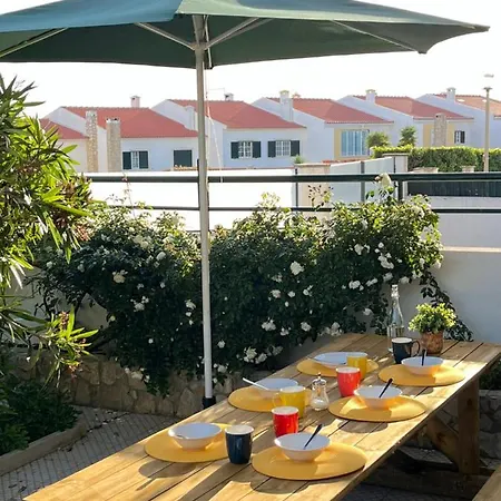 Yellow House Holiday home