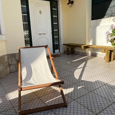 Yellow House Hotel 4*