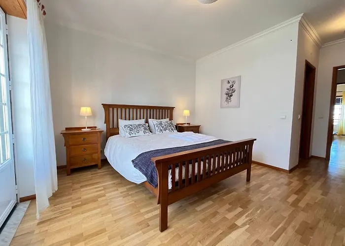Yellow House 4* Ericeira
